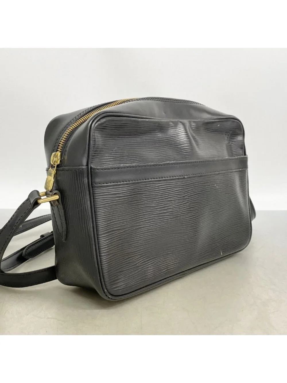 Louis Vuitton Shoulder Bag Epi Trocadero 27 Noir